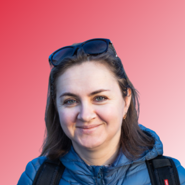 Our interview with Olena Drugalya, a self-taught front-end developer who just recently managed to go from being a stay-at-home mom to a full-time dev.
